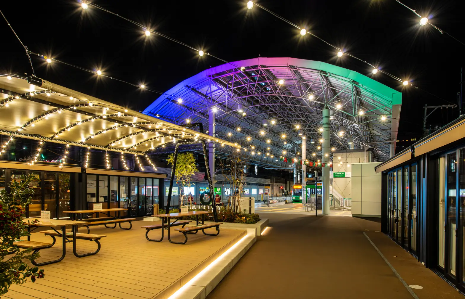 株式会社フジヤ　コ・イルミネーション（JR西広島駅前「KOI PLACE」）　「第18回ひろしま街づくりデザイン賞奨励賞」受賞の報告画像