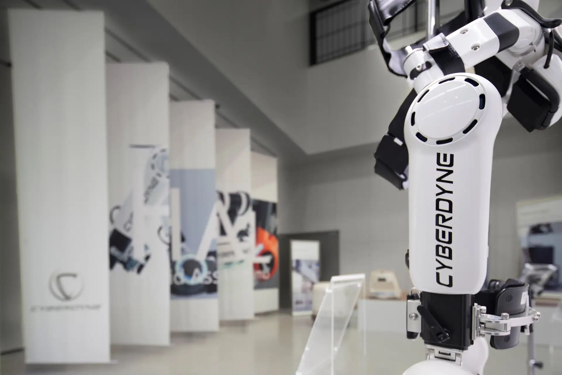 株式会社フジヤ　CYBERDYNE ショールーム画像